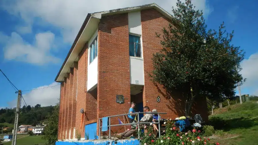 Albergue Municipal Santa Maria in Borres