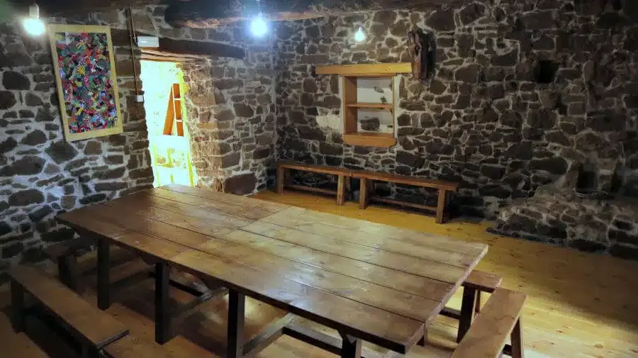 Albergue Roca Madre in La Rodriga - Salas