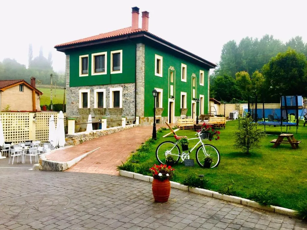 Albergue Villa Palatina in Escamplero