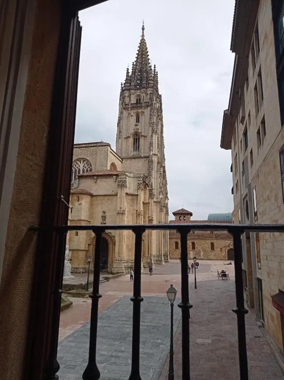 Alojamiento Oviedo 1 in alojamiento-oviedo-1