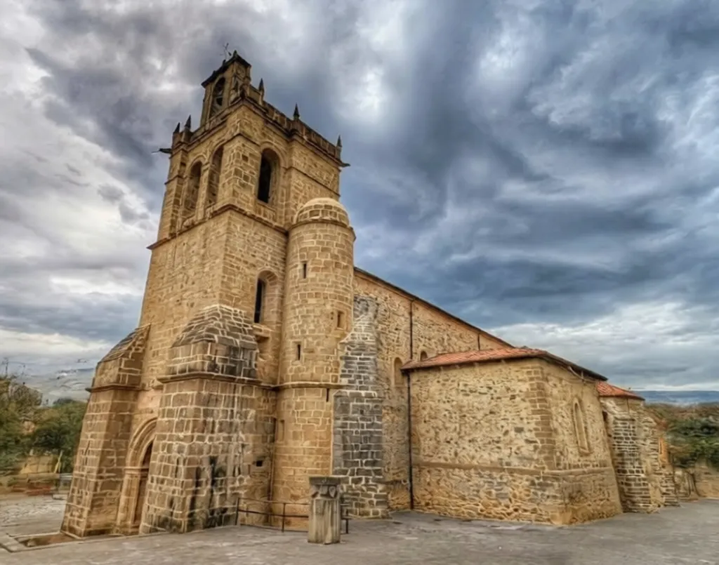 St María la Mayor Church — Collegiate-Church